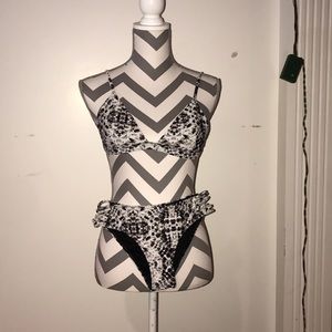 Hollister bikini set